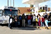 Más de tres camiones de la organización Antorcha Campesina viajaron desde Torreón.