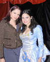 04122011 MARCELA  y Valeria.