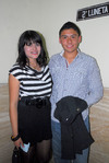 06122011 RICARDO  Castañeda y Gloria Estefanía, captados en reciente evento social.