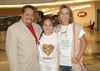 04122011 EDNA,  Lulú y Marcela, durante la fiesta de canastilla de Karla Nava Lozano.
