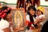 Niños caracterizados como Juan Diego no pudieron faltar a la Basílica de Guadalupe.