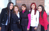 16122011 ALEXANDRA , Carolina, Marcela, Adriana y Luisa.