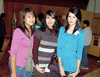 21122011 LILI  Flores, Lorena Montalvo y Talina Barrientos.