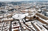 La plaza de San Pedro, en el Vaticano, lució llena de nieve.
