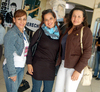 12032012 KARLA  Reyes, Claudia Ramírez y Mayra Sandoval.