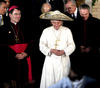 Fuera del programa oficial, un grupo de mariachi dedicó  una serenata al Papa Benedicto XVI en el Colegio Miraflores.