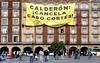 Activistas de la organización ambientalista Greenpeace se manifestaron en la Plaza de la Constitución para exigir que se cancele el proyecto turístico Cabo Cortés que, acusan, perjudicará la reserva marina de Cabo Pulmo.