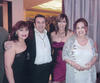 27032012 LIC. CARMEN  Lombas, Lalo Lombas, Maru Ceceñas y Dra. Carmelita Lombas en un evento de jardinería en el casino del Club Campestre La Rosita.