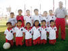 25032012 NACHITO  y sus compañeros del equipo de futbol de su colegio, en reciete partido, en el que resultaron ganadores.
