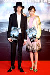 El director Peter Berg y los actores Taylor Kitsch, Rihanna, Brooklyn Decker, el coronel del ejército estadounidense Greg Gadson y Tadanobu Asano reunieón a cientos de seguidores en el gimnasio nacional Yoyogi para celebrar el estreno mundial de "Battleship".