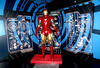 Entre la exposición se encuentra la figura de Iron-Man.