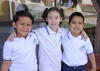 30042012 MARCELA  Ruiz del Río en su fiesta de ocho años de edad junto un grupo de amiguitos.