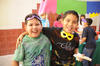 11052012 SANTIAGO  Ontiveros Hernández fue festejado al cumplir siete años con alegre piñata, acompañado de sus amiguitos.