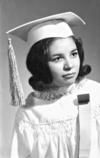 MARTHA Beatriz Soto Reyes (f), el día de su graduación de la Escuela
Comercial Torreón en junio de 1966.