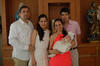 03062012 LUIS  Muñoz y Sugey Arellano con su hijita Luisa Fernanda.