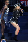 La cantante australiana Kylie Minogue puso a bailar a los asistentes.