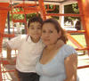 10062012 GUADALUPE   y su hijo Diego Alfonso festejando su cumpleaños.
