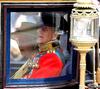 Un colorido desfile militar que data de hace casi 300 años se celebró en Londres en honor al cumpleaños de la reina.