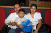 22062012 FELIZ   Día del Padre le hicieron sentir a Cándido Márquez Hernández, sus hijos Marlén, Alexis, Gael y Adolfo.