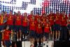 El cantante David Bisbal interpretó una canción junto a los jugadores de la selección española. (EFE)