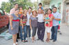 10072012 INTEGRANTES  de la familia, que llegaron desde Monterrey, N.L., para felicitar a la cumpleañera.