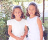 14072012 ROMINA  y Amina el día de su primera comunión, en la Medalla Milagrosa el sábado 30 de junio.