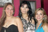 Srita. Estrella Marelene Gurrola Diaz, Celebrando sus XV años en compañía de sus padres, Cesar Gurrola y Maria Isabel Diaz así­ como sus hermanos, cesar angel y alison Natalia.