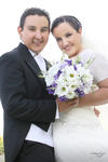 PAMELA  García Guerrero y Armando Eduardo Hoyos Flores captados el dí­a de su boda.- Sandoval Fotografía.