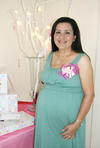 21082012 LAURA ISABEL  López de González espera el nacimiento de su bebé.