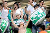Las tribunas del Corona lucieron muy solas durante el partido de ayer. Aunque la entrada mejoró un poco conforme pasó el tiempo.