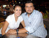 25082012 DAYANNA  y Jorge, disfrutaron en conocido restaurante de la ciudad.