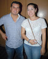04092012 ALDO  Hernández y Andrea Serrano en un espectáculo.