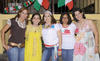 09092012 SANDY,  Pecky, Sandra, Liz y Rosy en reciente fiesta mexicana.