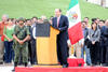 El gobernador Rubén Moreira asistió a la ceremonia de inauguración de la Plaza Mayor de Torreón.