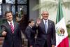 Peña Nieto llegó a Guatemala compañado de su esposa Angélica Rivera.