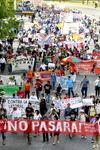 En Guadalajara también marcharon manifestantes en contra de la reforma laboral.