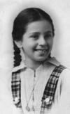 MARÍA del Rosario Urazandi Domene a la edad de 10 años en el año de 1936.