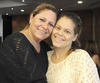 30092012 EN FAMILIA.  Norma y su hija Fernanda.