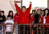 El presidente de Venezuela, Hugo Chávez, fue reelegido, por tercera vez desde que llegó al poder en 1999, y el próximo 10 de enero comenzará su nuevo mandato de seis años, que finalizará en 2019.