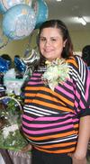 11102012 LORENA  Sánchez de Rivera se encuentra en espera de su segundo bebé, que será una niña a la que llamará Carolina.