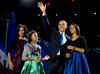 Obama aseguró que lo mejor "está por llegar" para su país, durante su discurso de victoria en Chicago, arropado por su mujer y sus hijas.