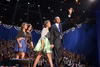 Obama aseguró que lo mejor "está por llegar" para su país, durante su discurso de victoria en Chicago, arropado por su mujer y sus hijas.