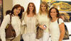 Karem, Aitana, Rise, Ivana, Luciana, Susy y Mariam, conocieron las obras de Isa Rodríguez, artista peruana