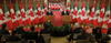 Tras una reunión privada de más de dos horas, el primer ministro de Canadá se comprometió a que su gobierno examinará las opciones que tienen en el tema de las visas impuestas a mexicanos, mismas que se aplican desde 2009 por la falsificación de solicitudes de refugiados.