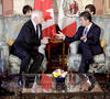 El primer ministro de Canadá, Stephen Harper, expresó al presidente electo de México, Enrique Peña Nieto, su beneplácito de poder trabajar en el futuro para cumplir los objetivos comunes de incrementar la prosperidad, así como el bienestar social y económico en ambos países.