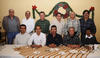 17122012 POSADA.  Grupo de colegas reunidos para celebrar la cercana Navidad.