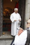 Una mujer acudió a bendecir a su iguana en la iglesia de San Pablo de Zaragoza.