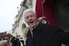 El ex presidente Bill Clinton, estuvo presente en la ceremonia en Washington.