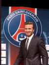 El mediocampista inglés David Beckham se convirtió en nuevo refuerzo del Paris Saint Germain para lo que resta de la temporada 2012-2013.