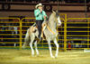 Poco después de las 11 de la noche, "El Huracán del Sur" arribó al ruedo junto a su caballo y ataviado con un pantalón negro, saco verde y sombrero beige, causando así gran emoción entre los asistentes, quienes no paraban de gritar. "Buenas noches Torreón", fueron las palabras con las que el cantautor saludó al público, mientras daba un recorrido por la pista en su caballo.